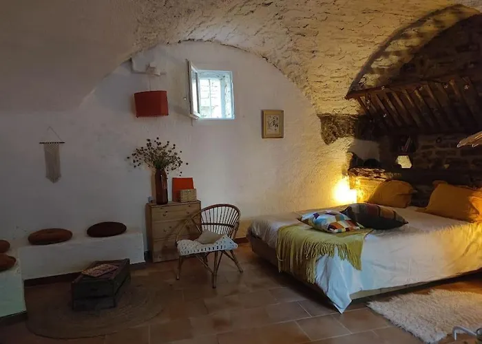 Magnanerie Du Perrier : Studio Independant Au Pied Des Cevennes * Pompignan