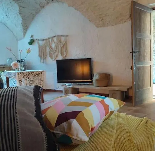 Magnanerie Du Perrier : Studio Independant Au Pied Des Cevennes Apartman
